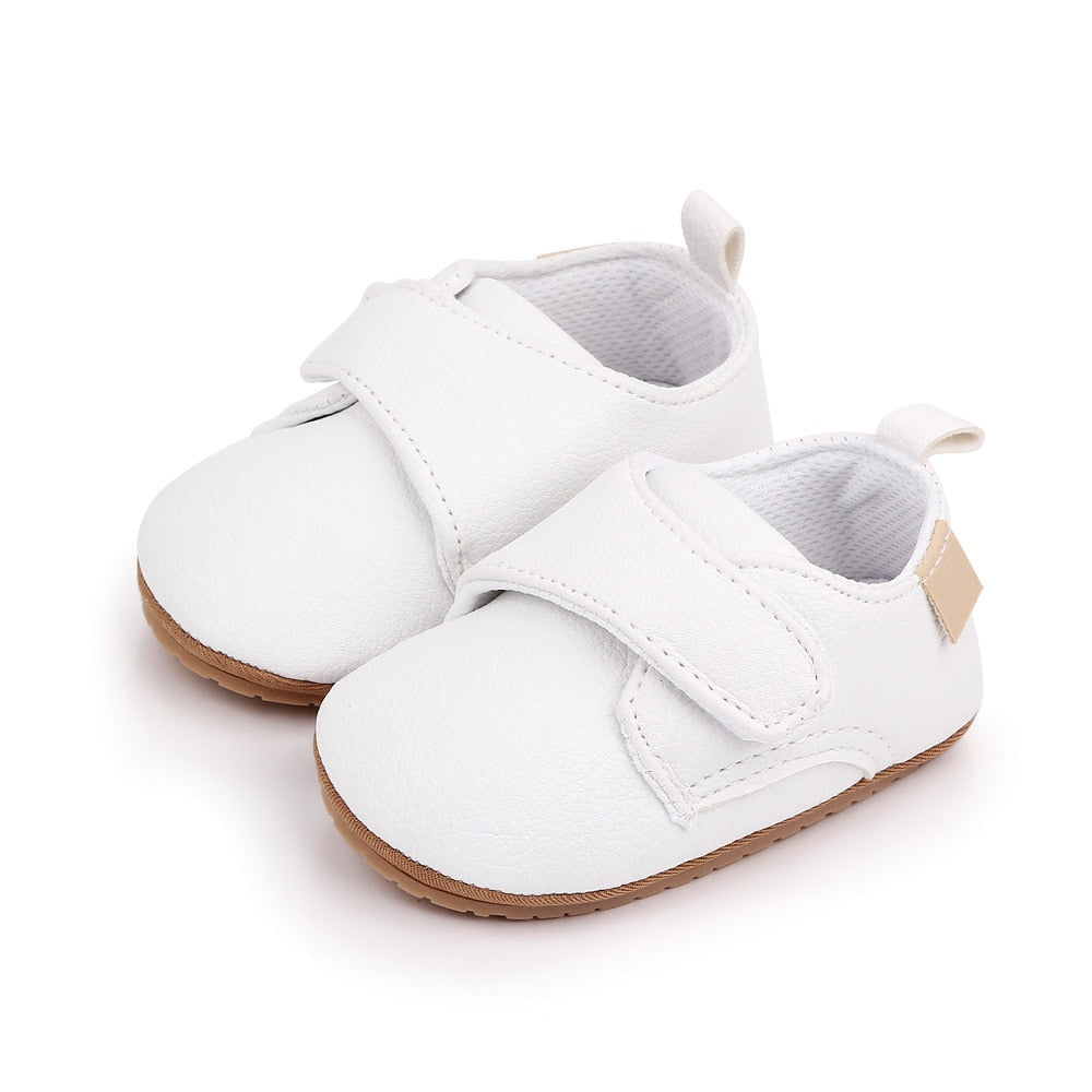Newborn Baby Shoes Baby Boy/Girl Shoes - Anti slip first walkers